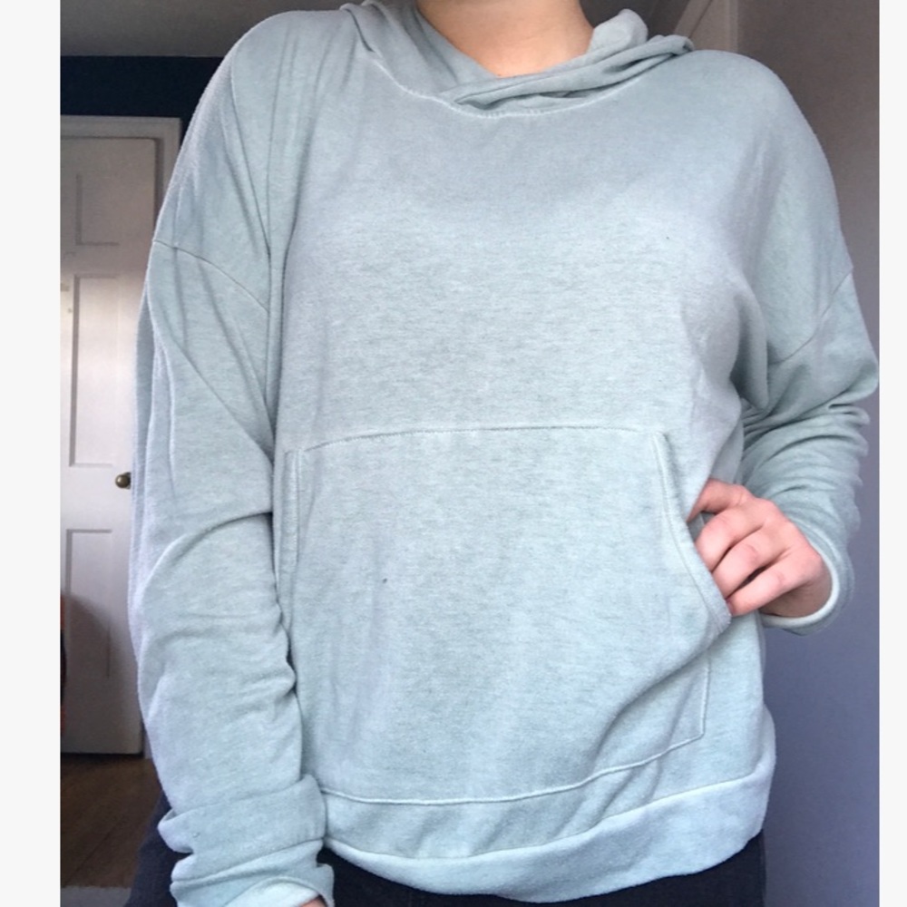 🌻Mint green pullover hooded sweatshirt